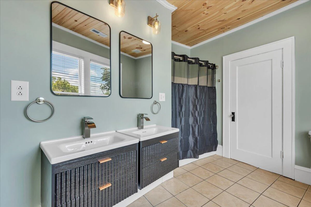 834 Day AVE SW - Photo 36
