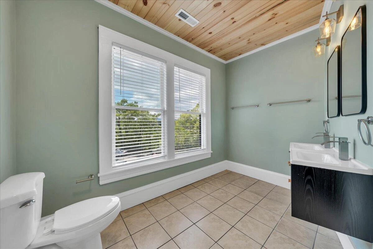 834 Day AVE SW - Photo 37