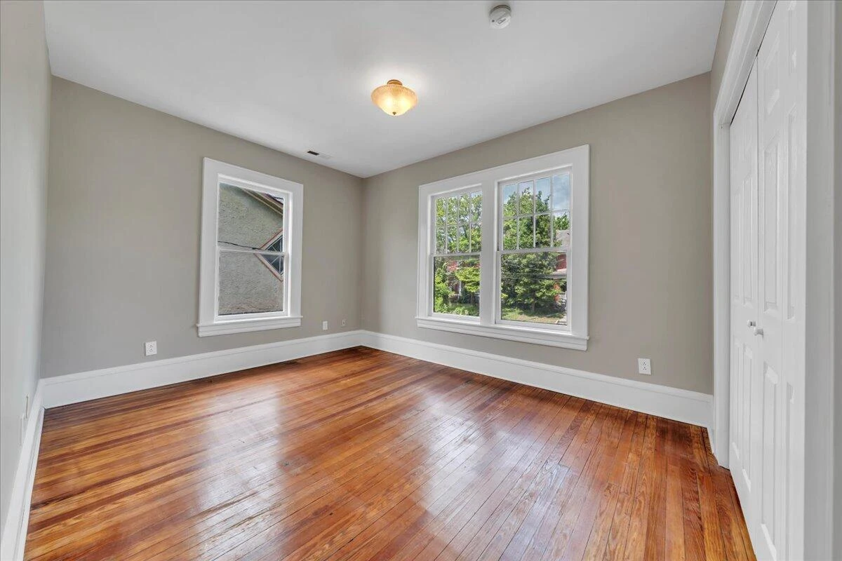 834 Day AVE SW - Photo 41