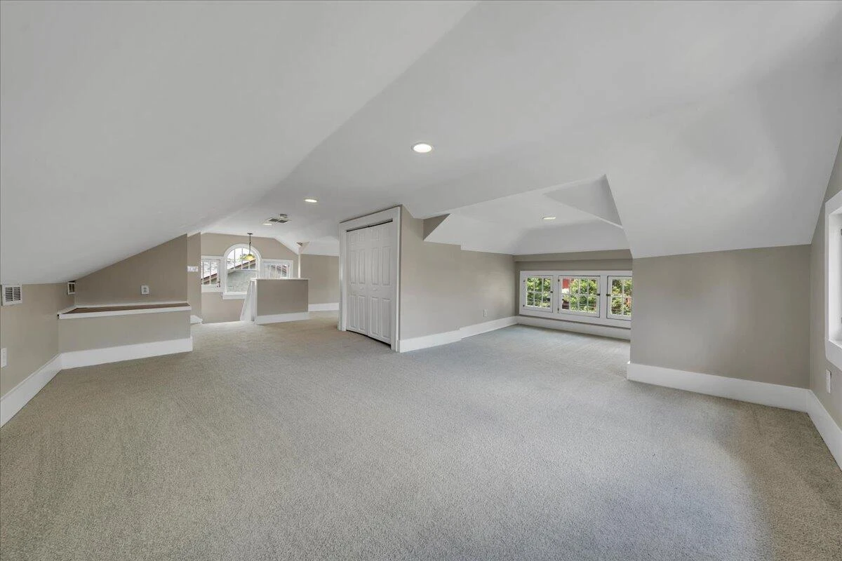 834 Day AVE SW - Photo 49