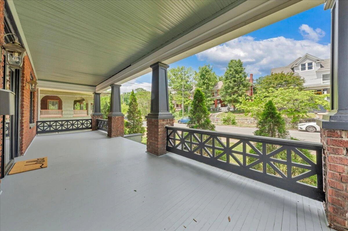 834 Day AVE SW - Photo 57