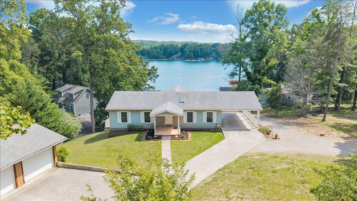 3222 Lakewood Forest RD