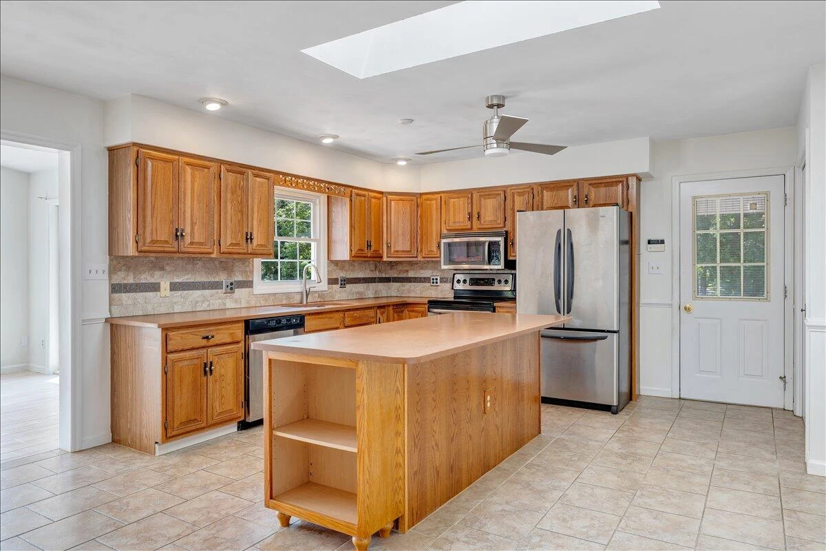 3222 Lakewood Forest RD - Photo 16