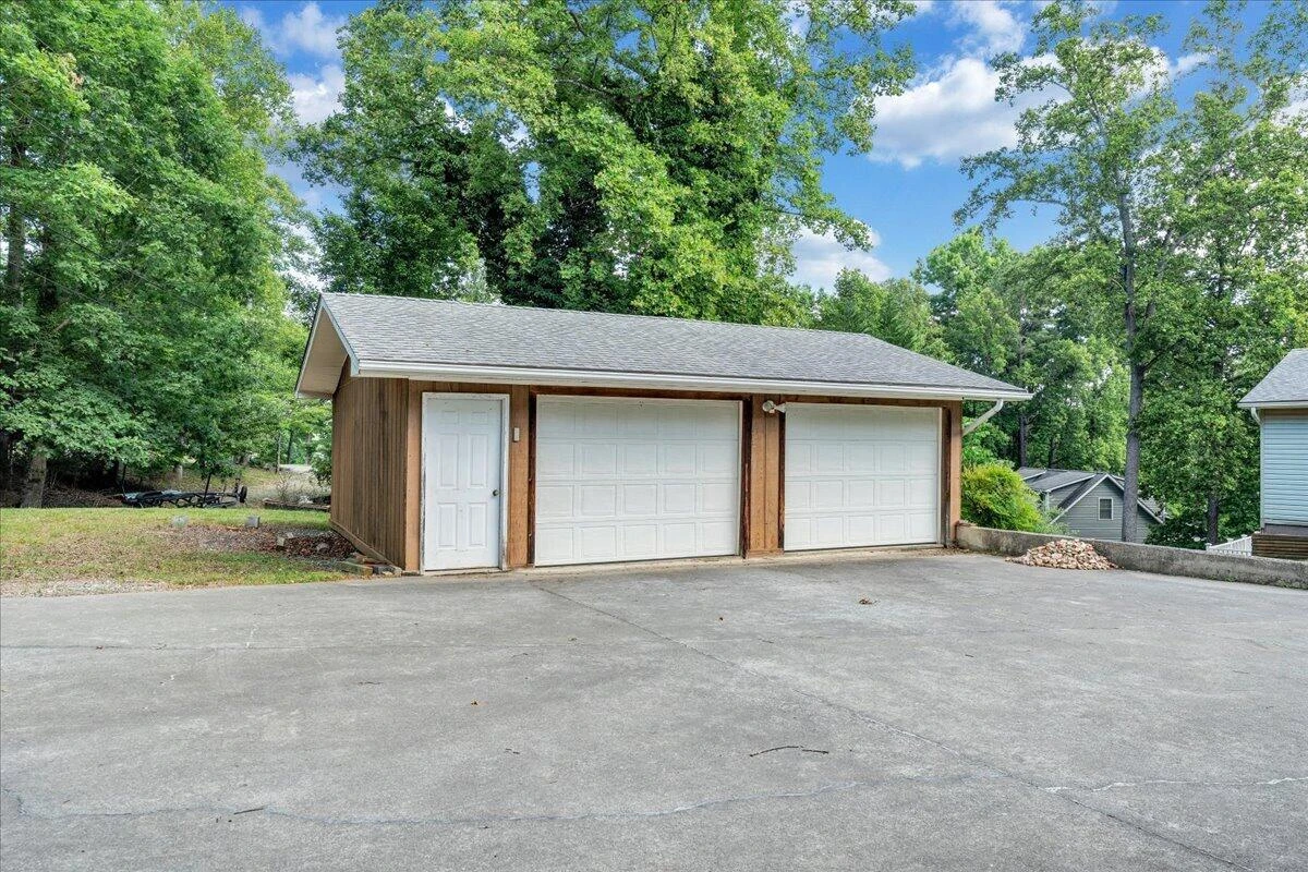 3222 Lakewood Forest RD - Photo 66