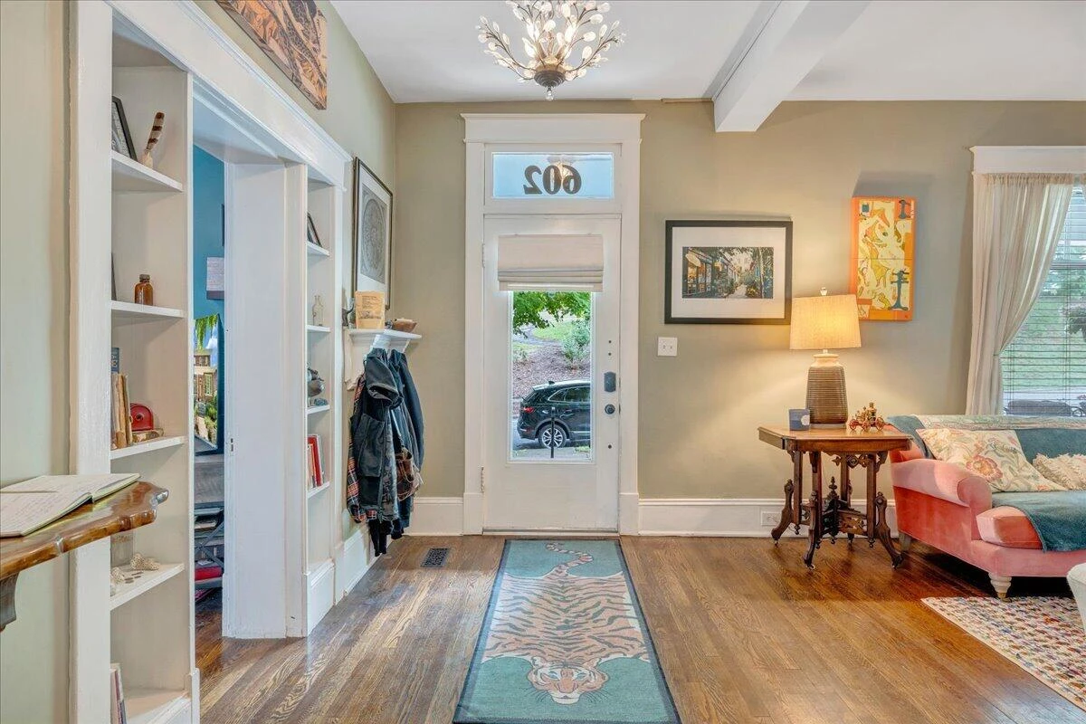 602 Walnut AVE SW - Photo 16