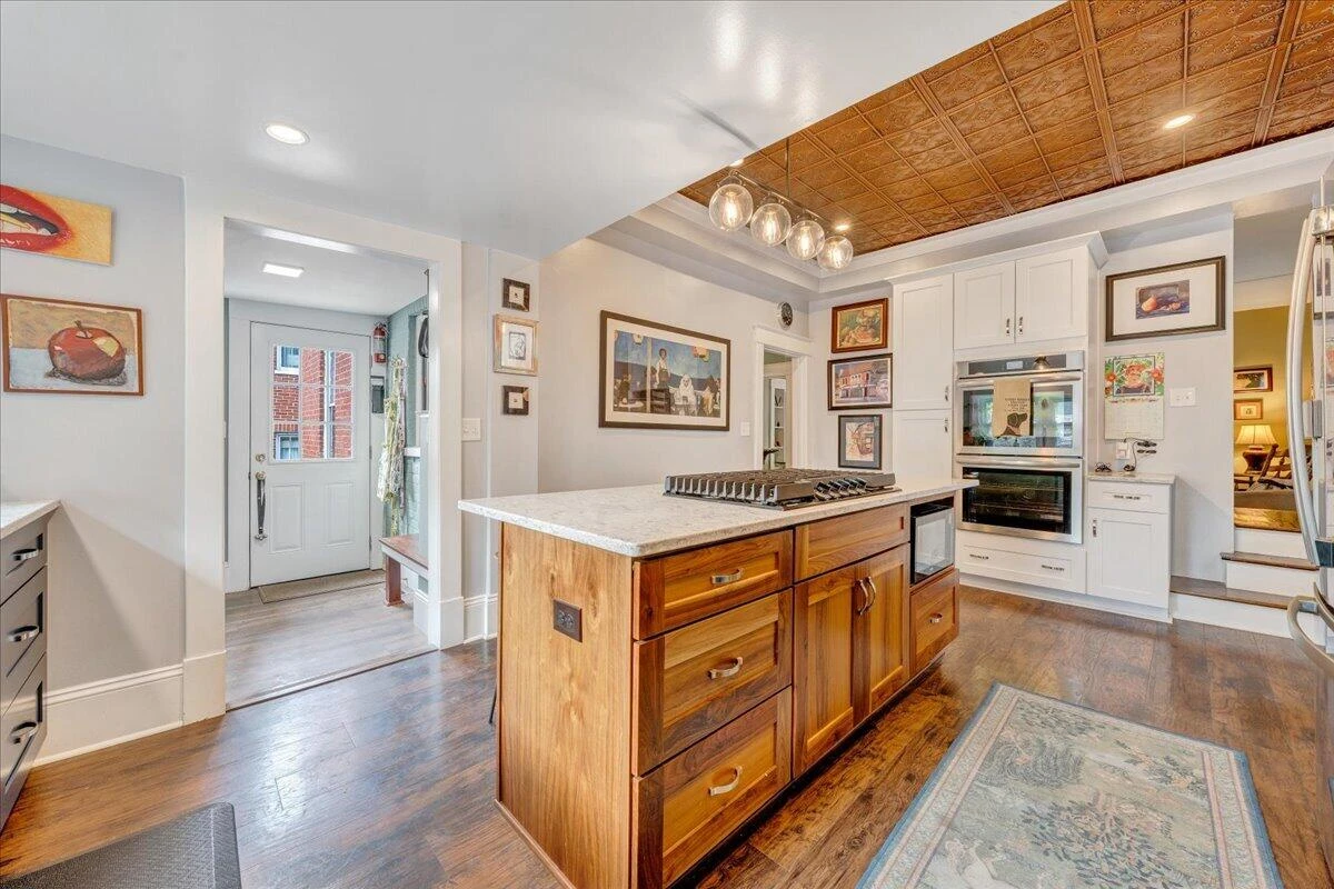 602 Walnut AVE SW - Photo 45