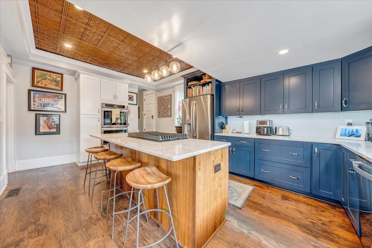 602 Walnut AVE SW - Photo 46
