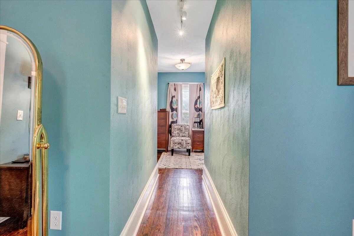 602 Walnut AVE SW - Photo 57