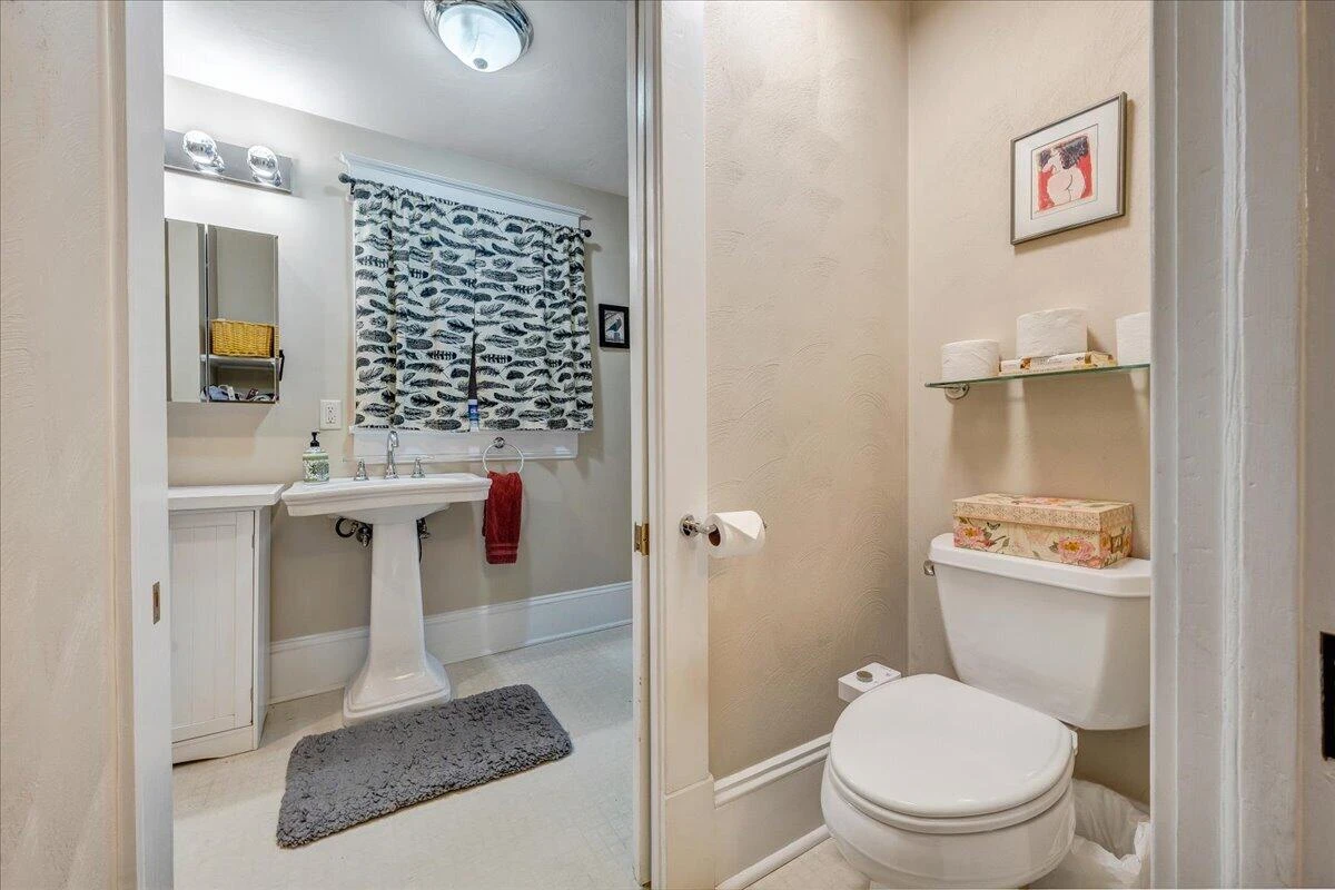 602 Walnut AVE SW - Photo 63