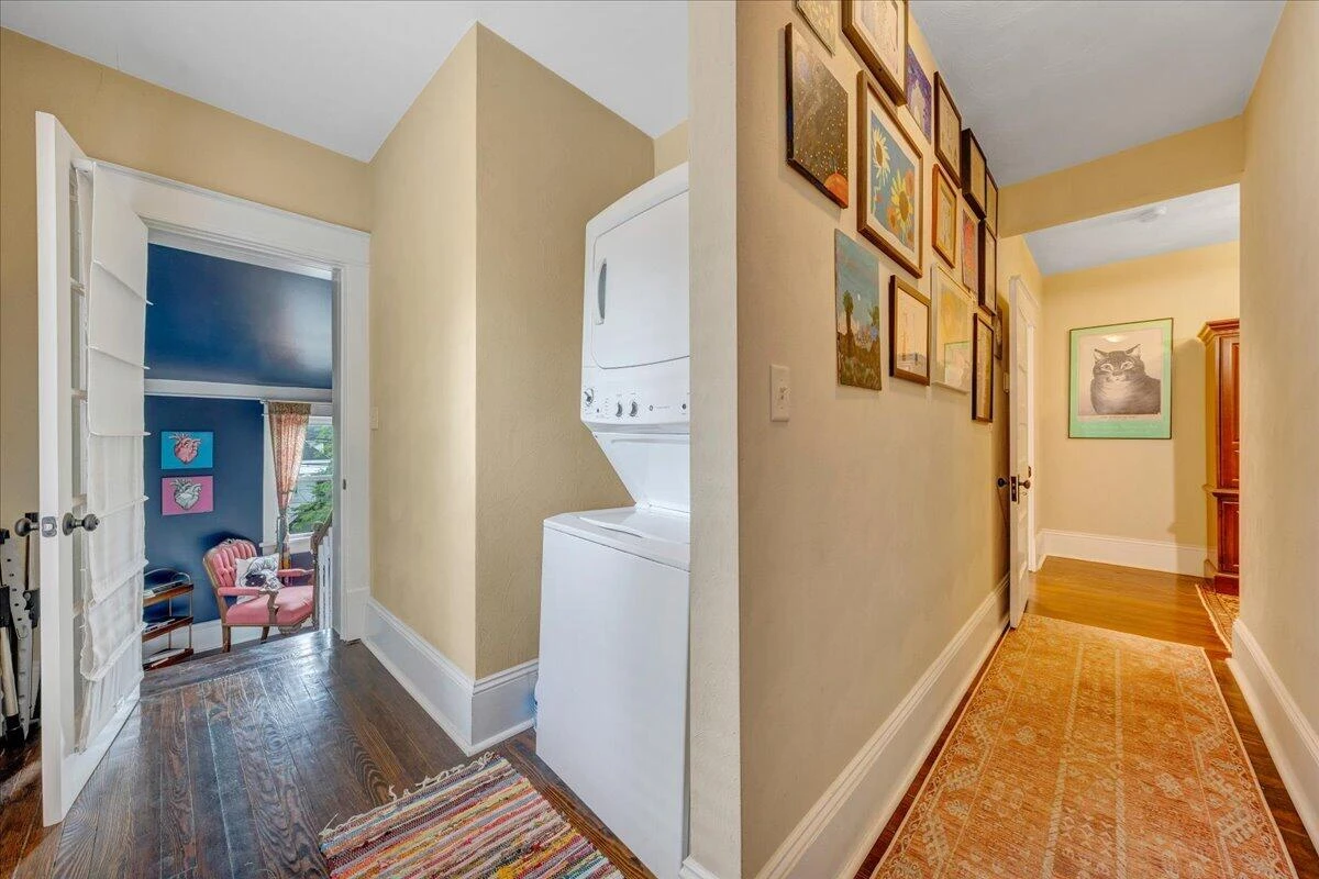602 Walnut AVE SW - Photo 64