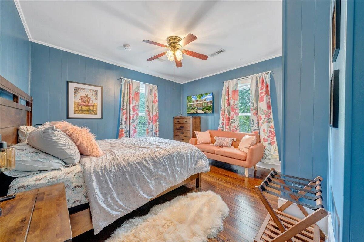 602 Walnut AVE SW - Photo 69