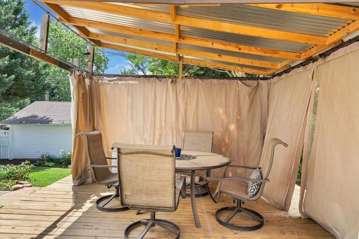 602 Walnut AVE SW - Photo 91