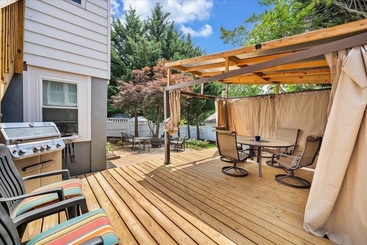 602 Walnut AVE SW - Photo 92