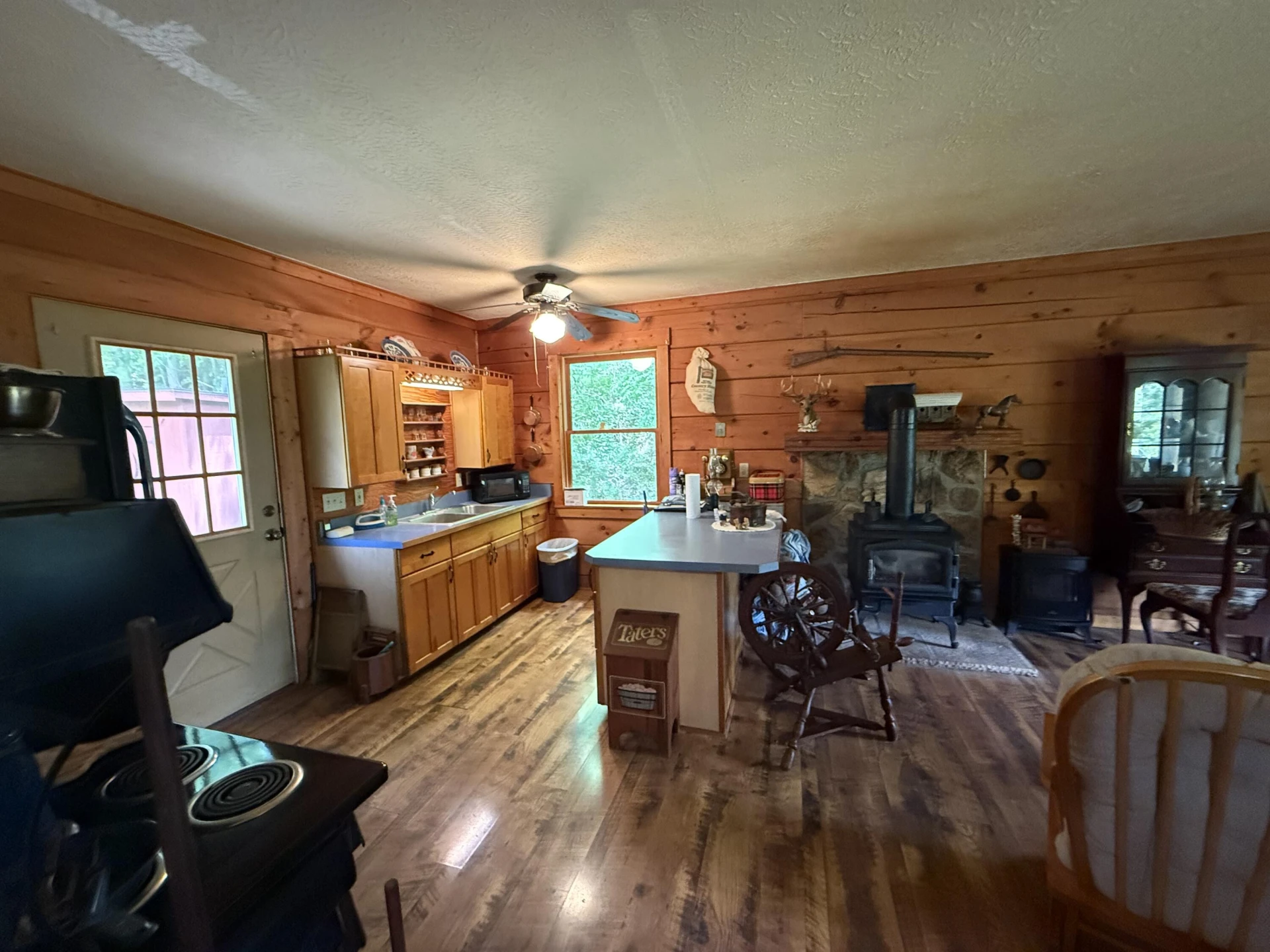 803 White Rock Gap RD - Photo 15