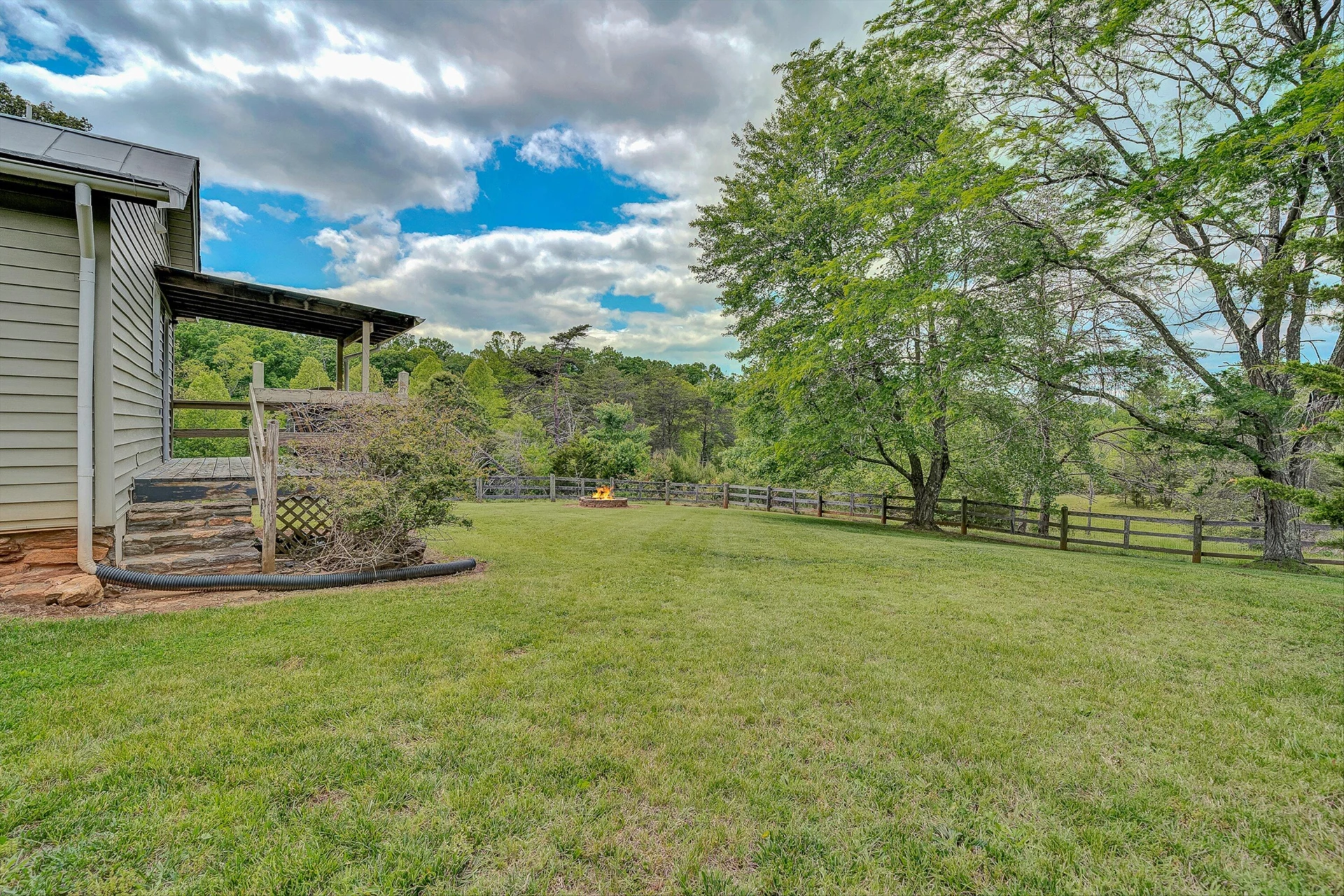 3835 Hardy RD - Photo 26