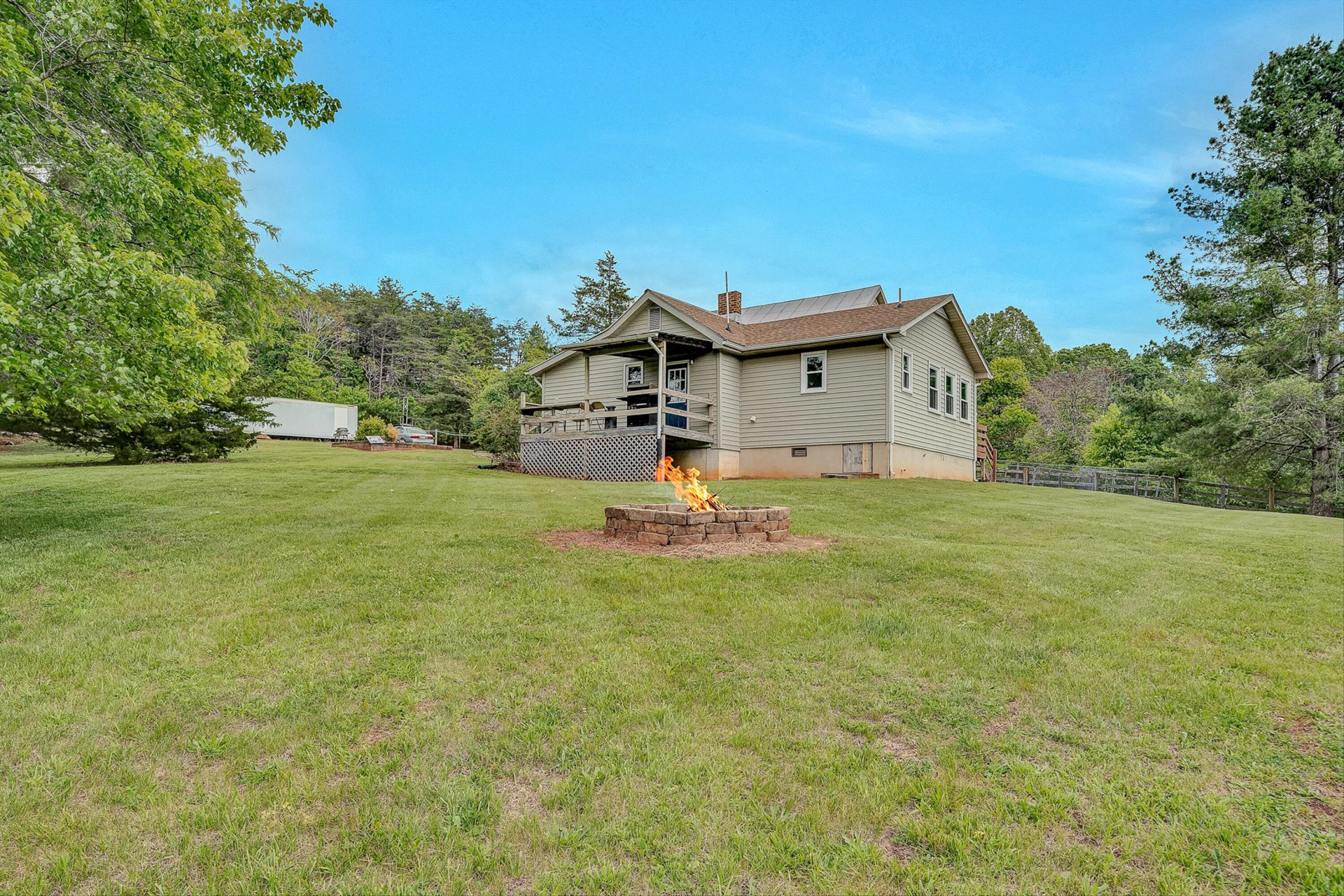 3835 Hardy RD - Photo 27