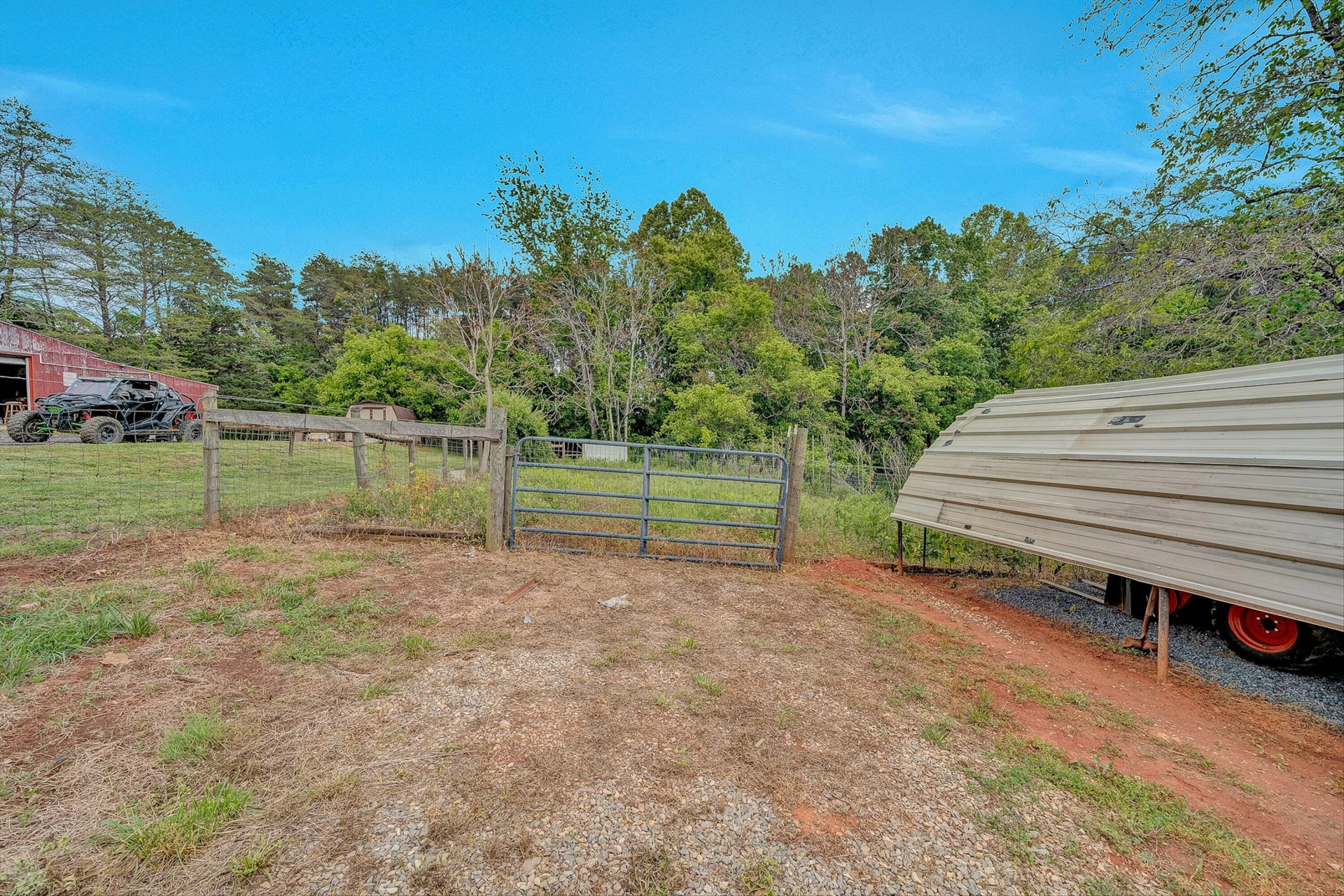 3835 Hardy RD - Photo 32