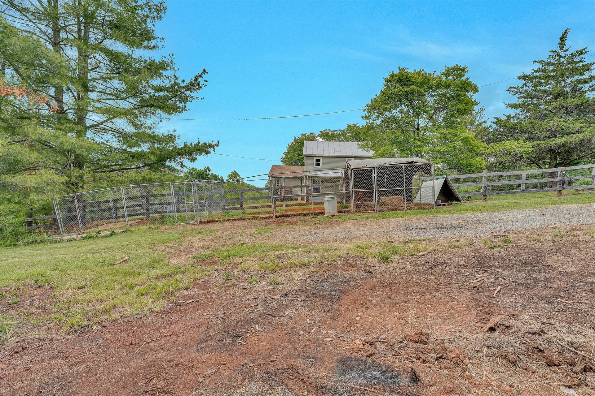 3835 Hardy RD - Photo 33