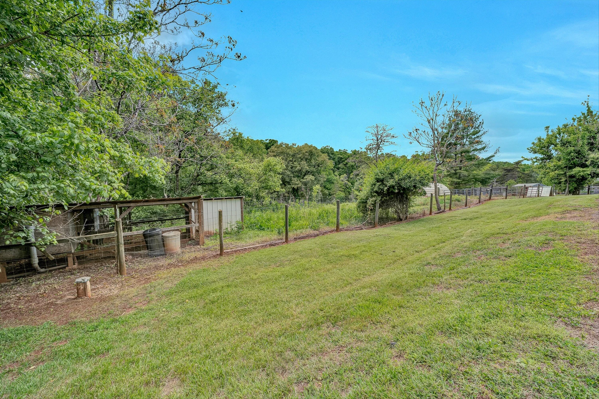 3835 Hardy RD - Photo 45