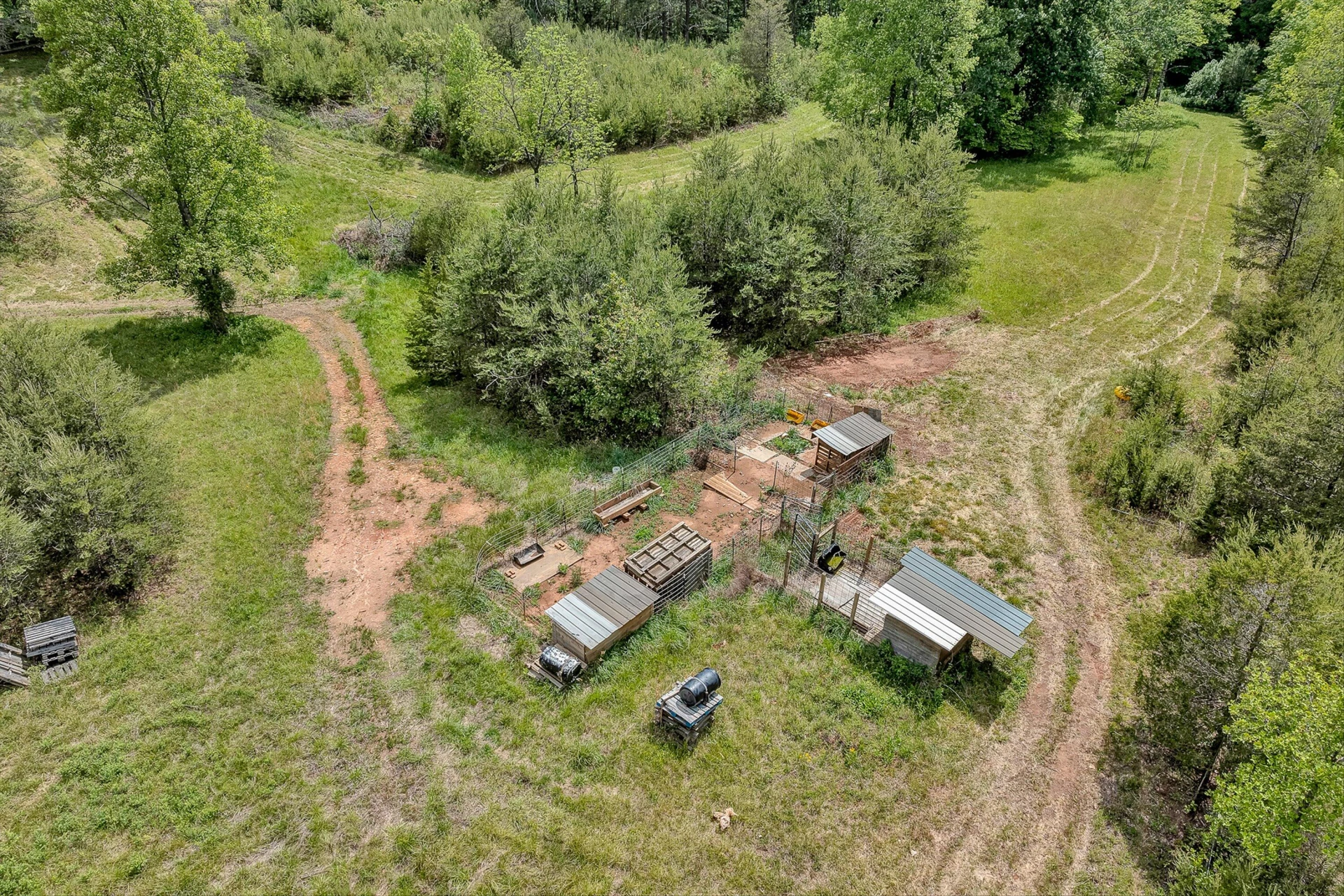 3835 Hardy RD - Photo 55