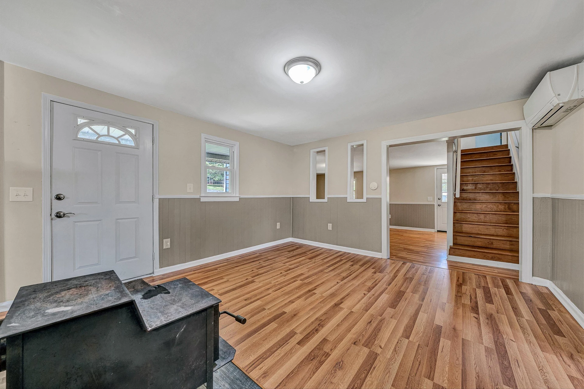 3835 Hardy RD - Photo 9