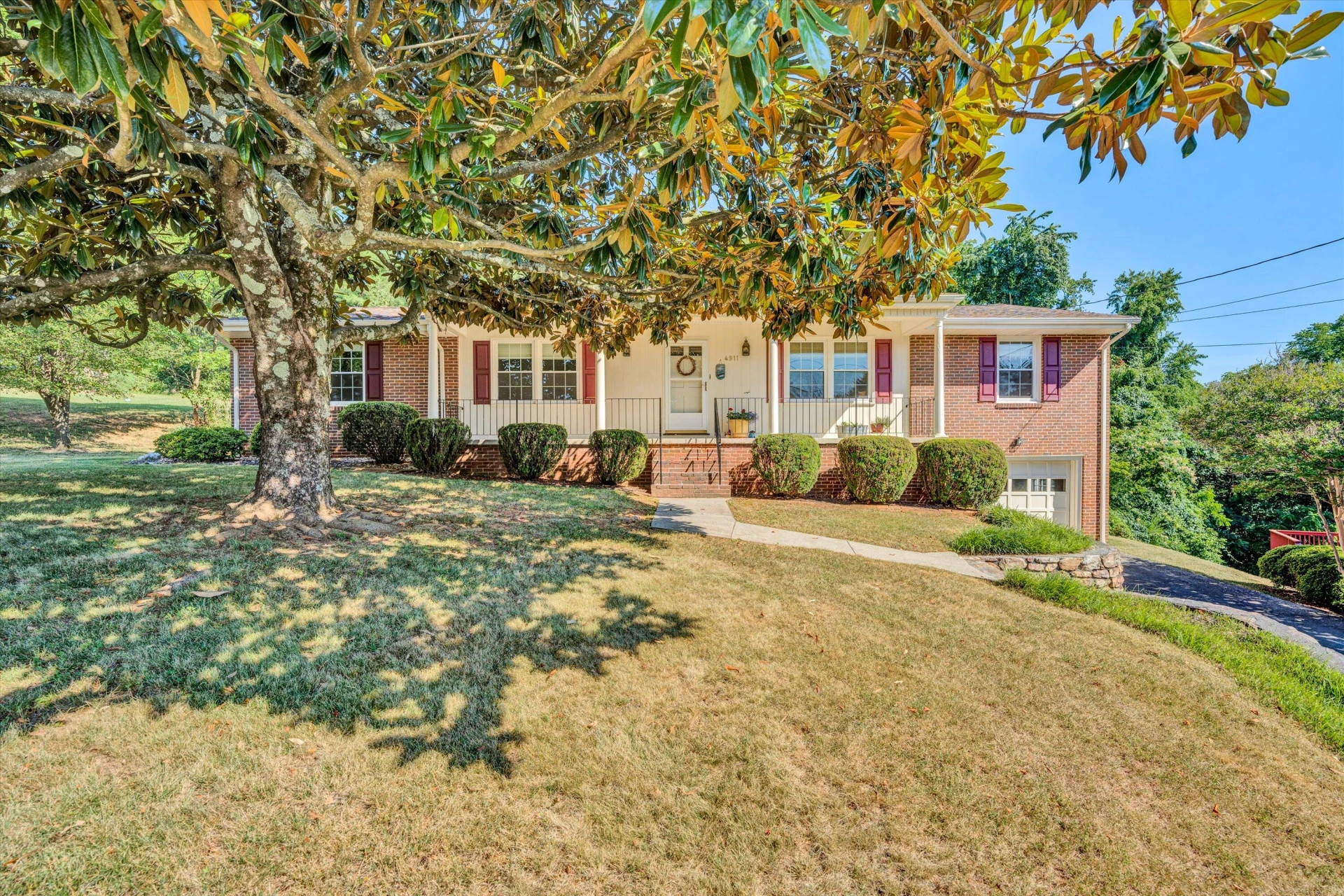 4911 Cave Spring CIR - Photo 37