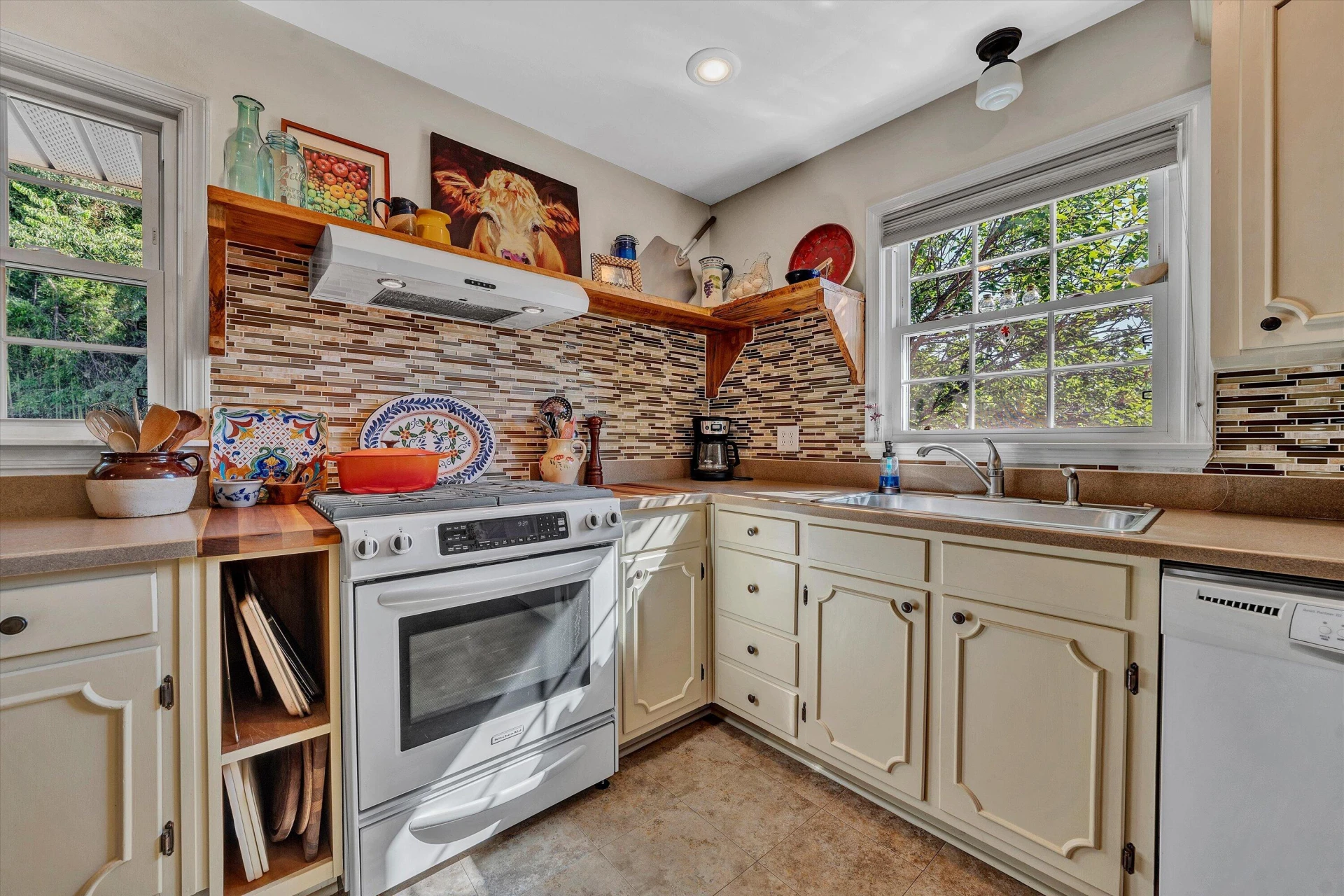 4911 Cave Spring CIR - Photo 9