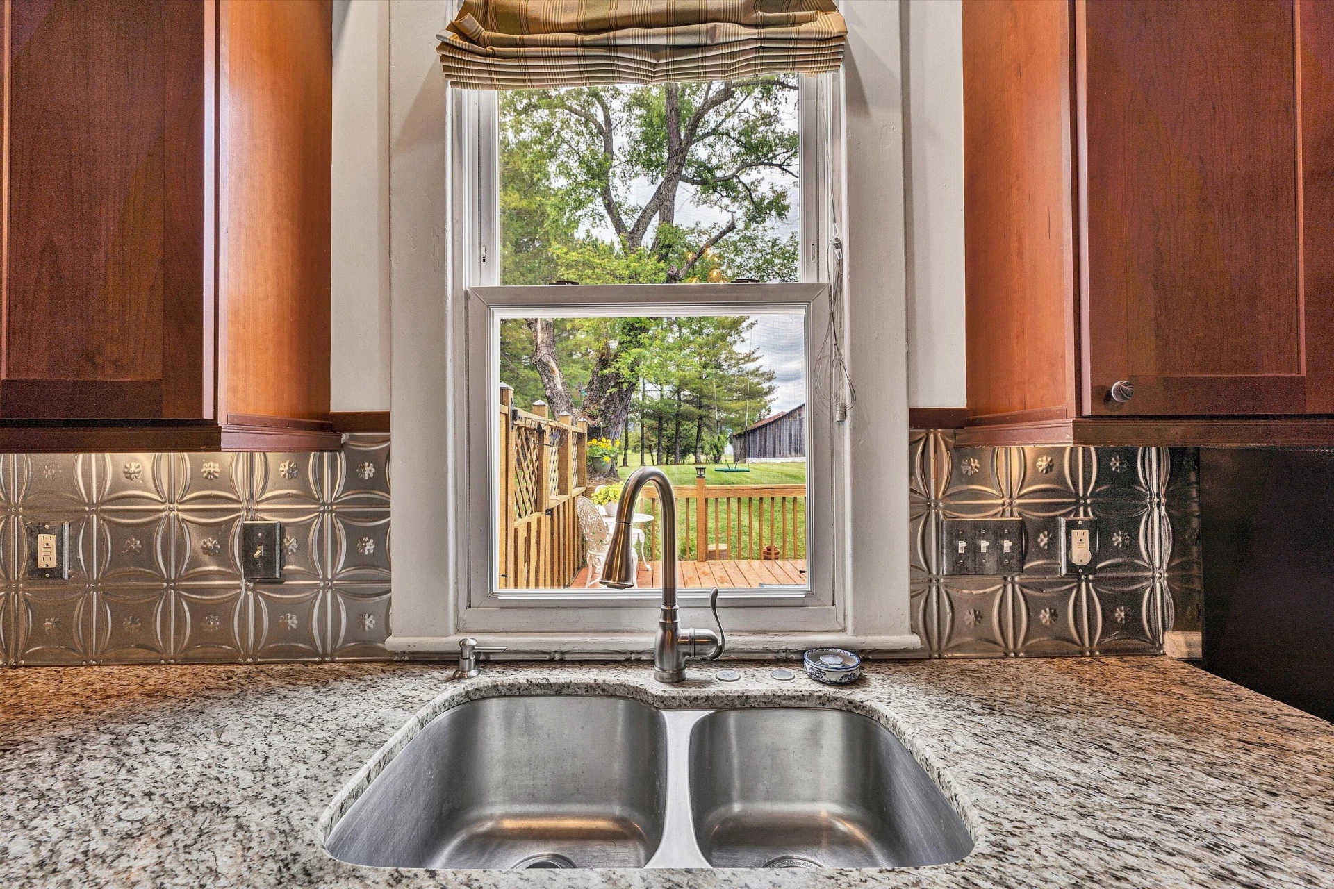341 Springwood RD - Photo 25