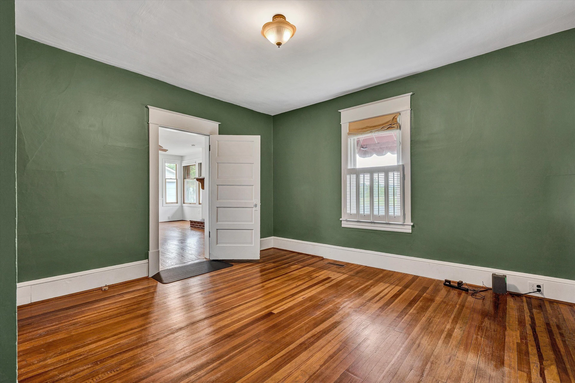 341 Springwood RD - Photo 32