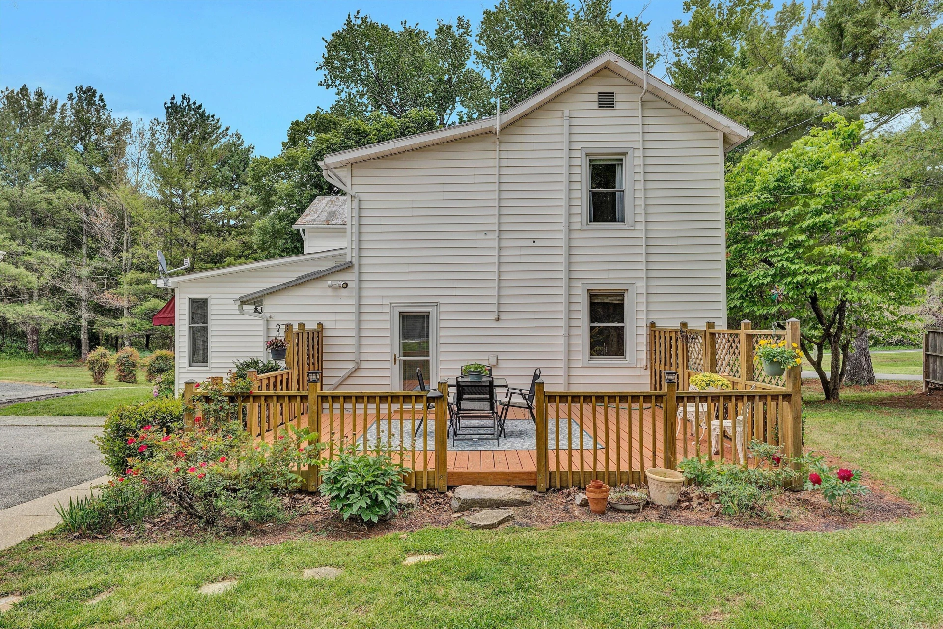 341 Springwood RD - Photo 44
