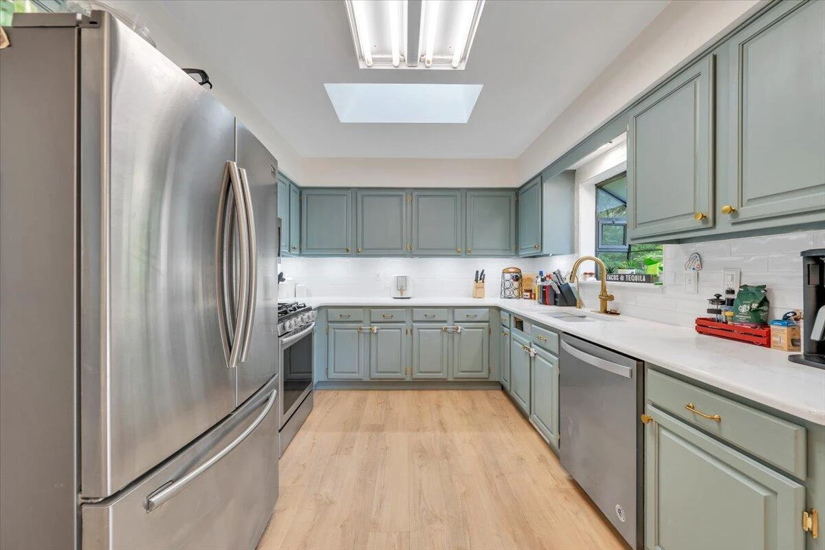 7851 Cedar Edge RD - Photo 10