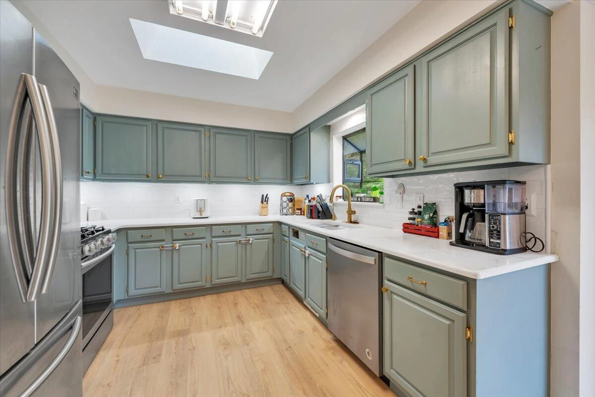 7851 Cedar Edge RD - Photo 11