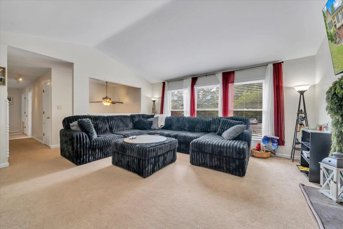 7851 Cedar Edge RD - Photo 6