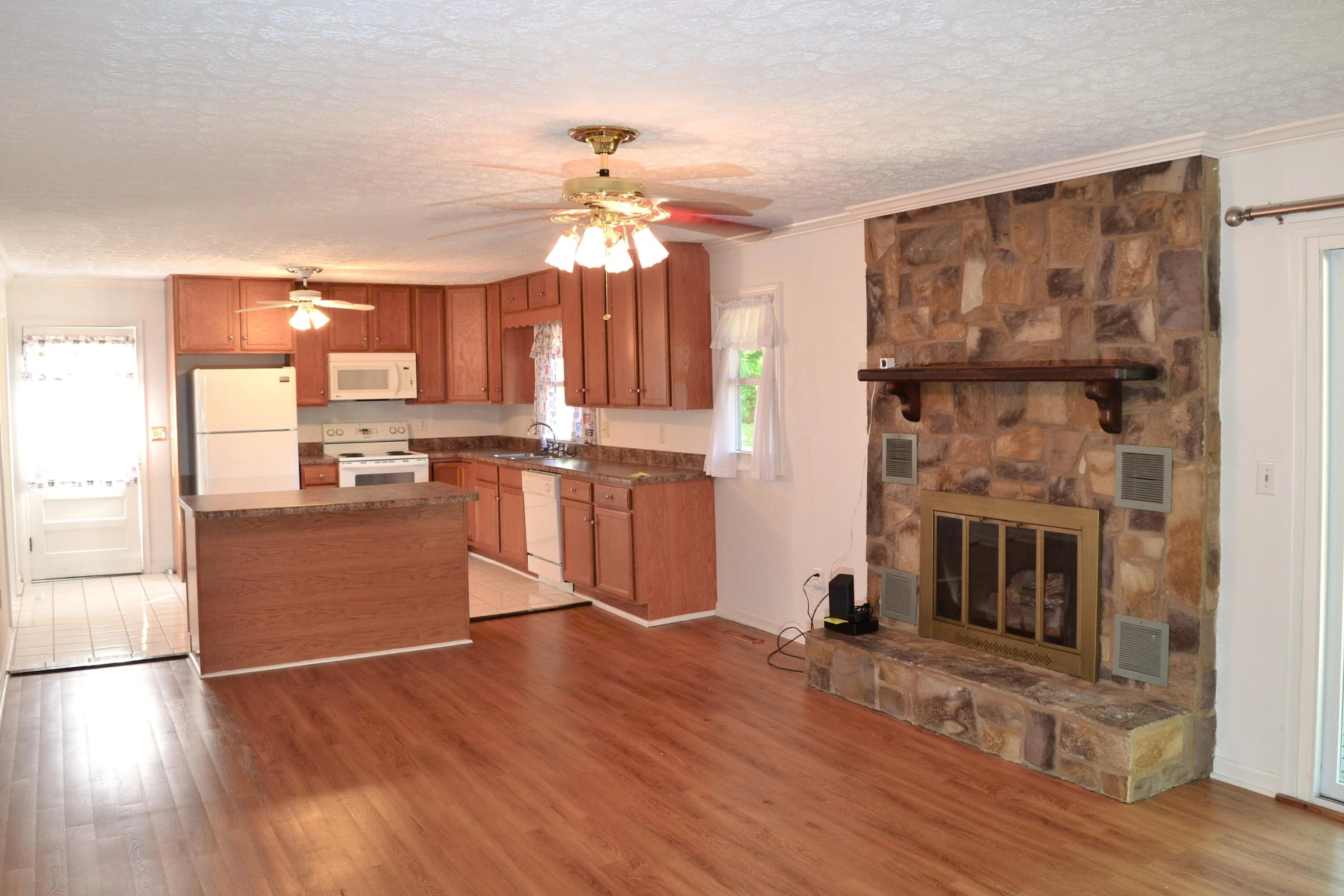 5012 Buffalo CIR - Photo 10