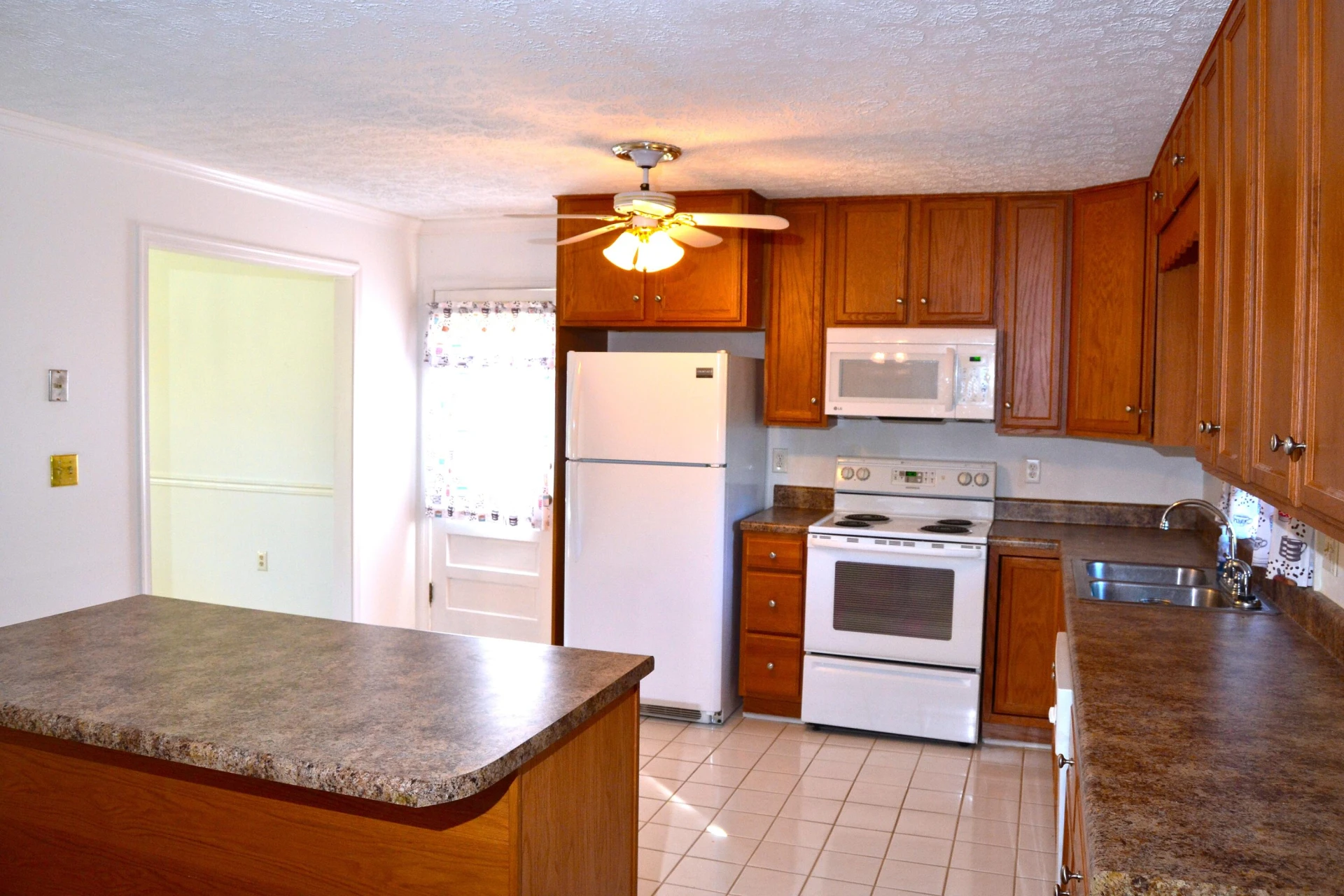 5012 Buffalo CIR - Photo 8