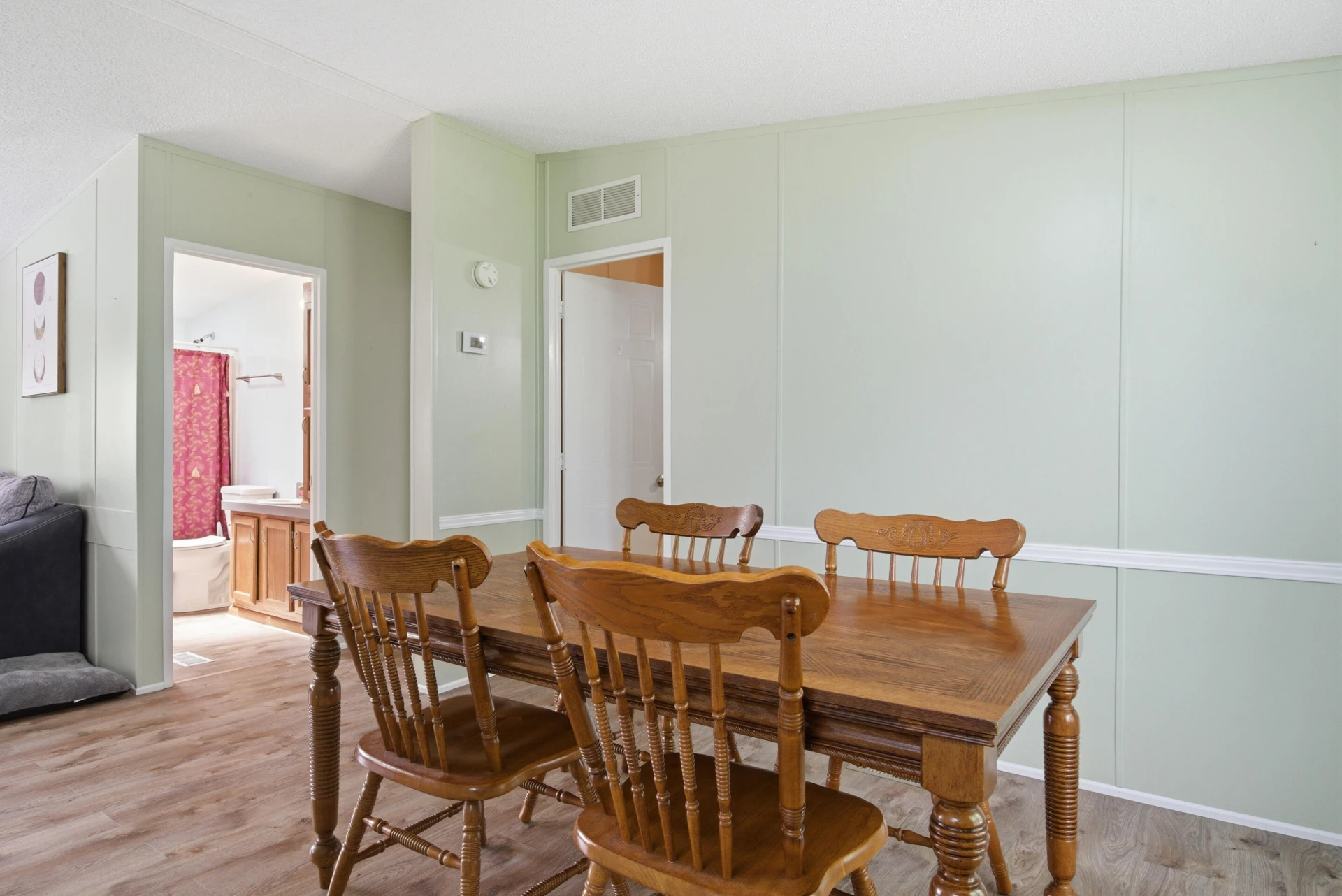 670 Liberty ST - Photo 11