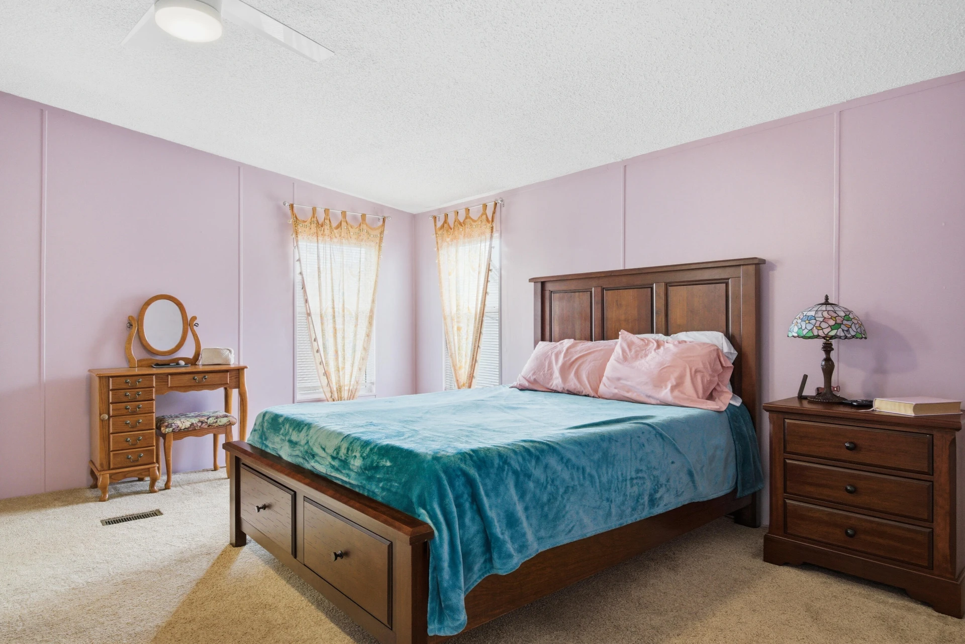 670 Liberty ST - Photo 25