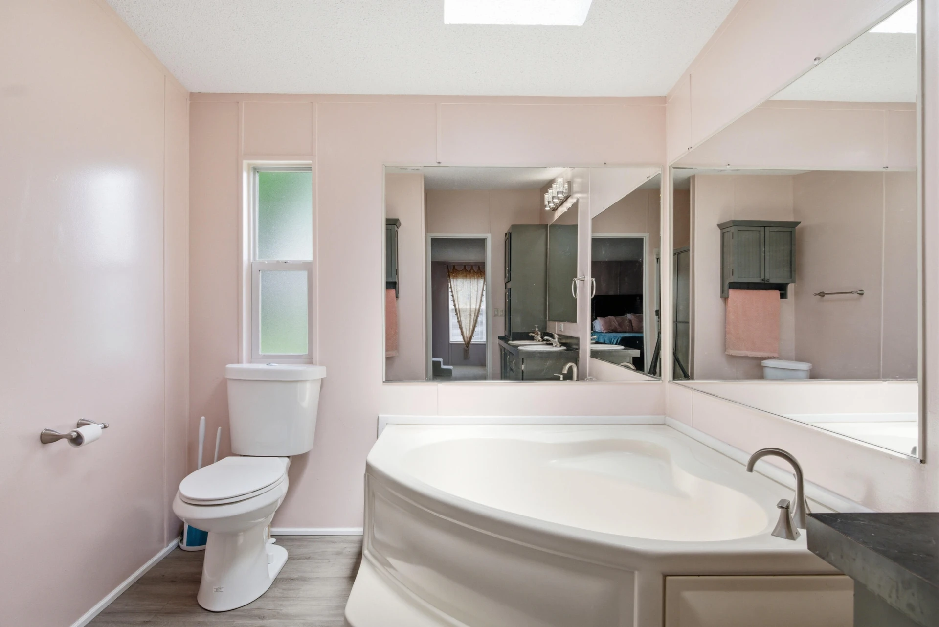 670 Liberty ST - Photo 30