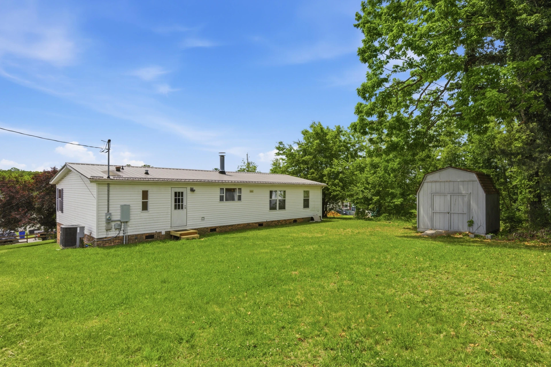 670 Liberty ST - Photo 34