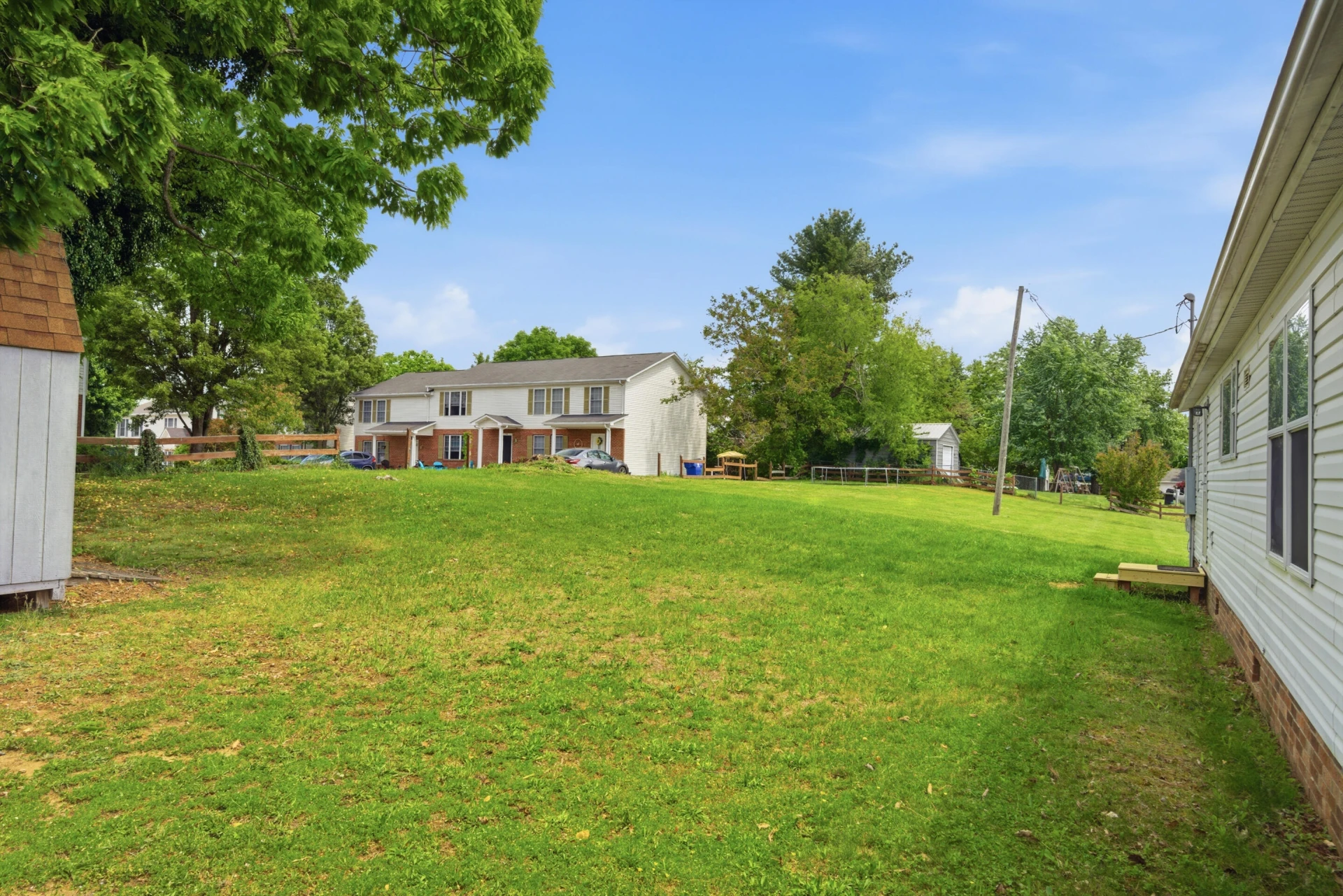 670 Liberty ST - Photo 36