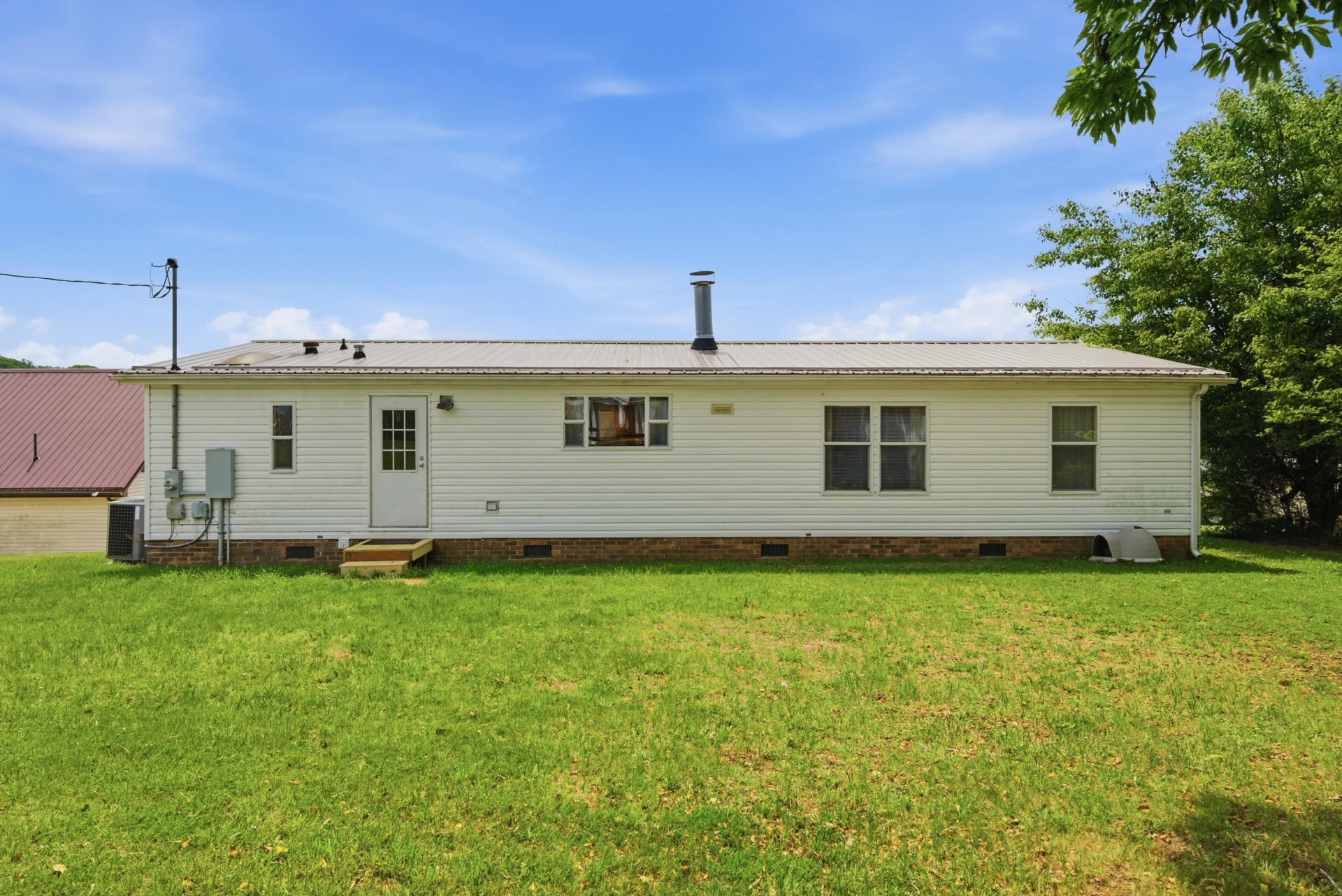 670 Liberty ST - Photo 37