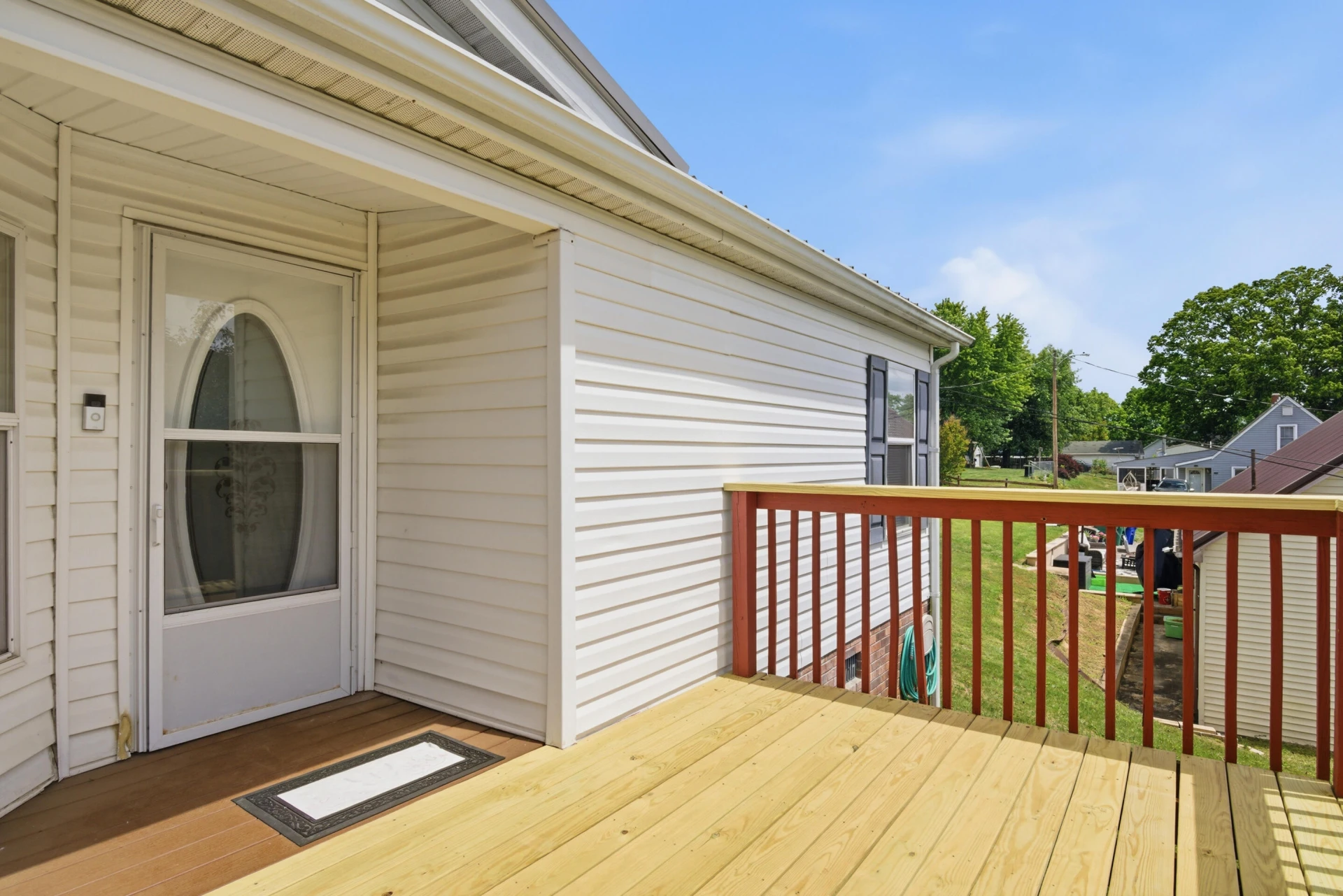 670 Liberty ST - Photo 5