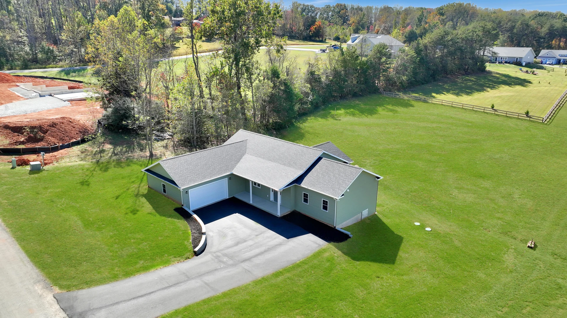 81 Belvior CIR - Photo 4