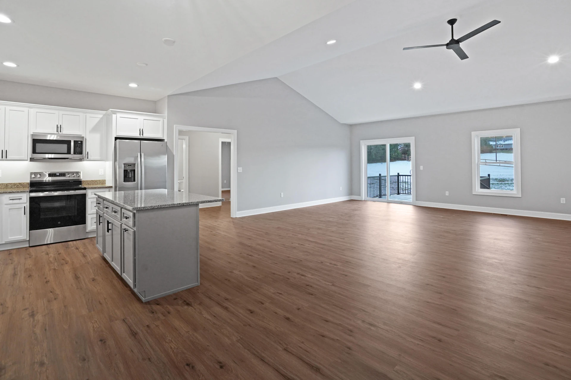 81 Belvior CIR - Photo 7