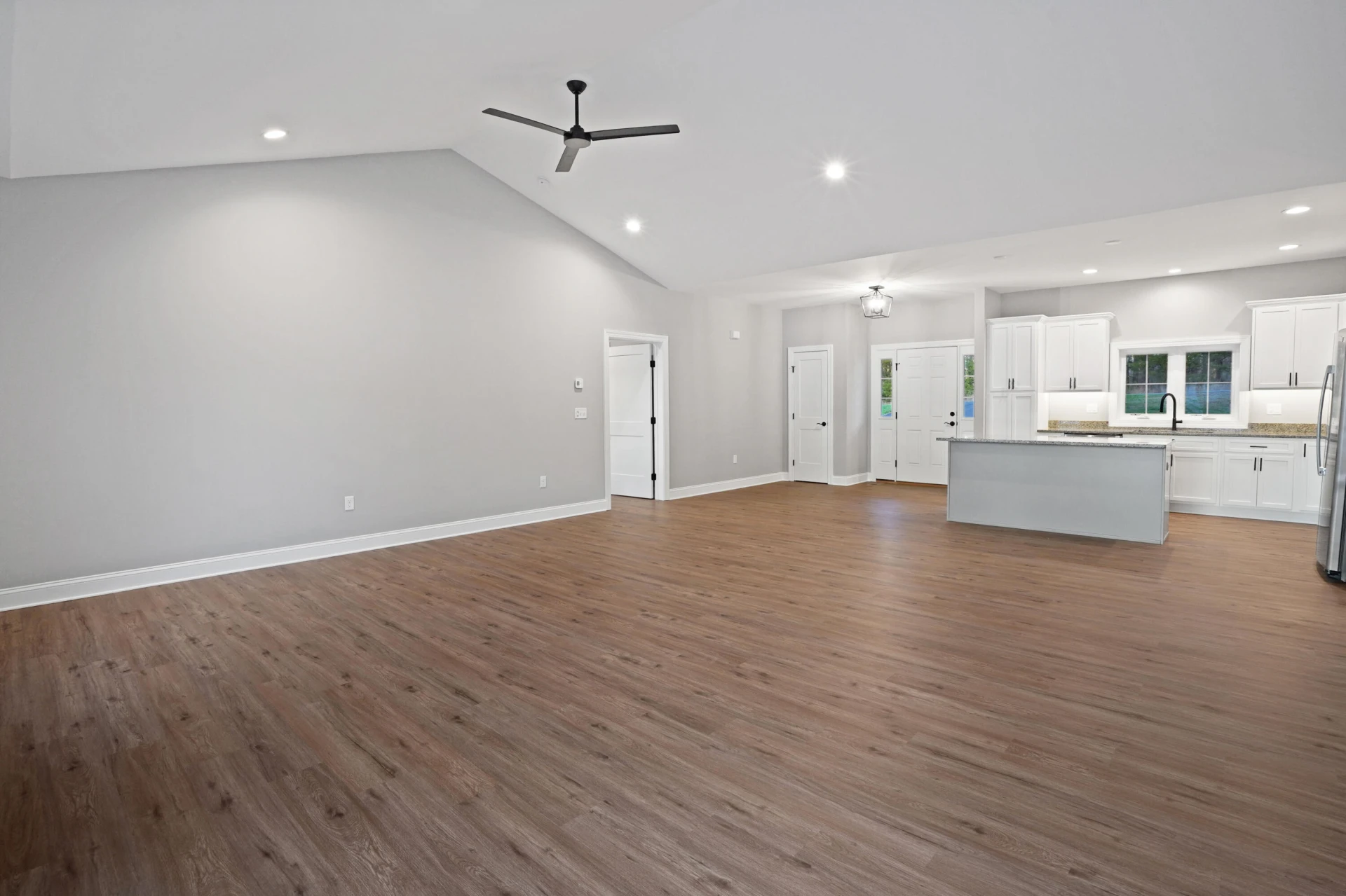 81 Belvior CIR - Photo 9