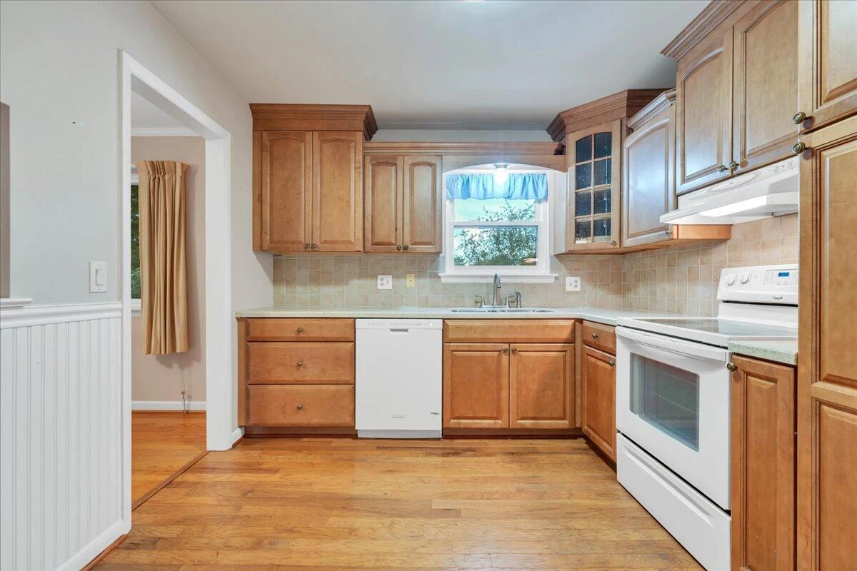 3722 Meadowlark RD - Photo 14