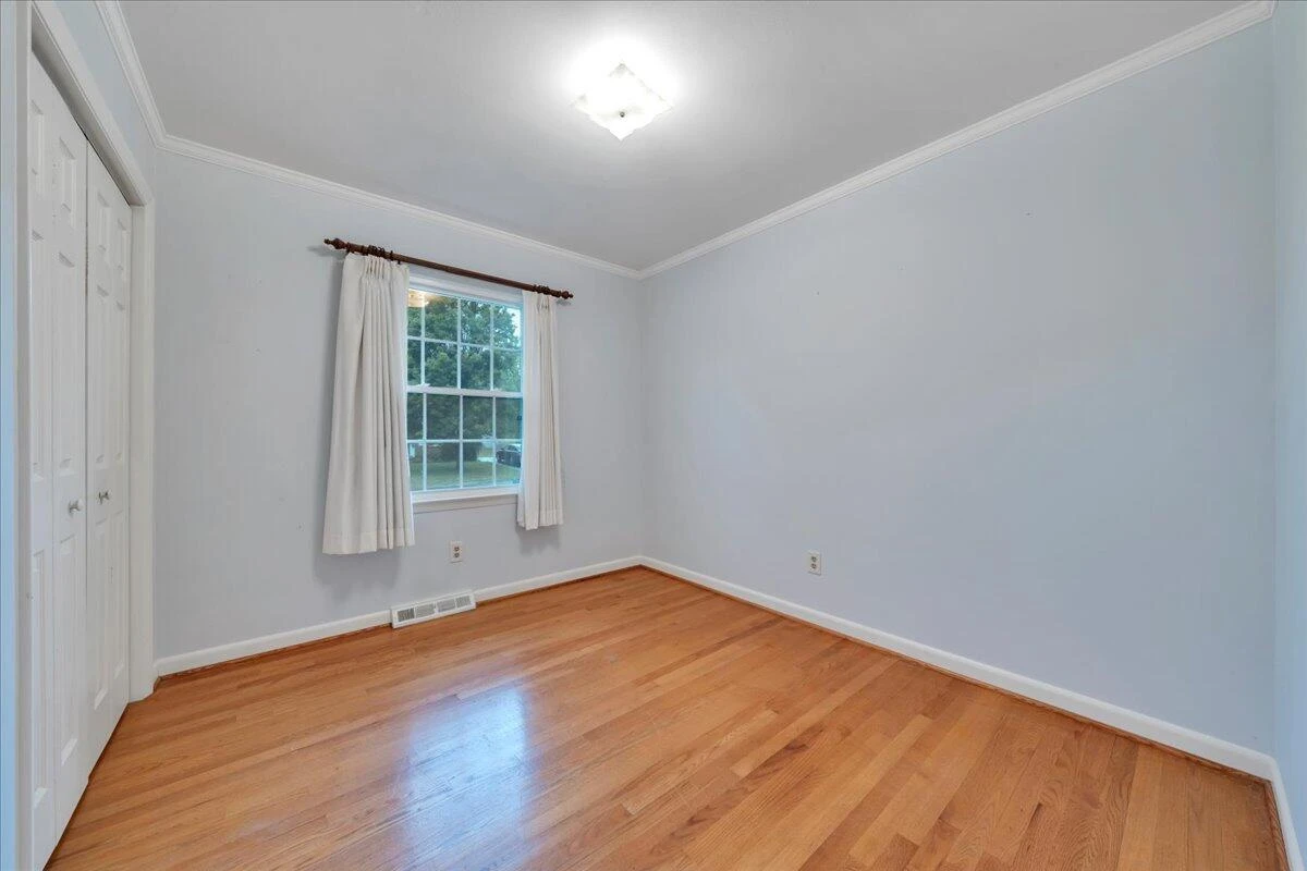 3722 Meadowlark RD - Photo 19
