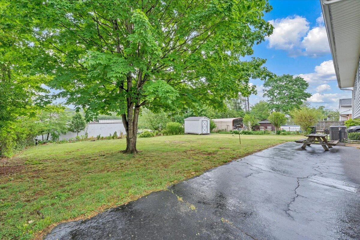 3722 Meadowlark RD - Photo 32