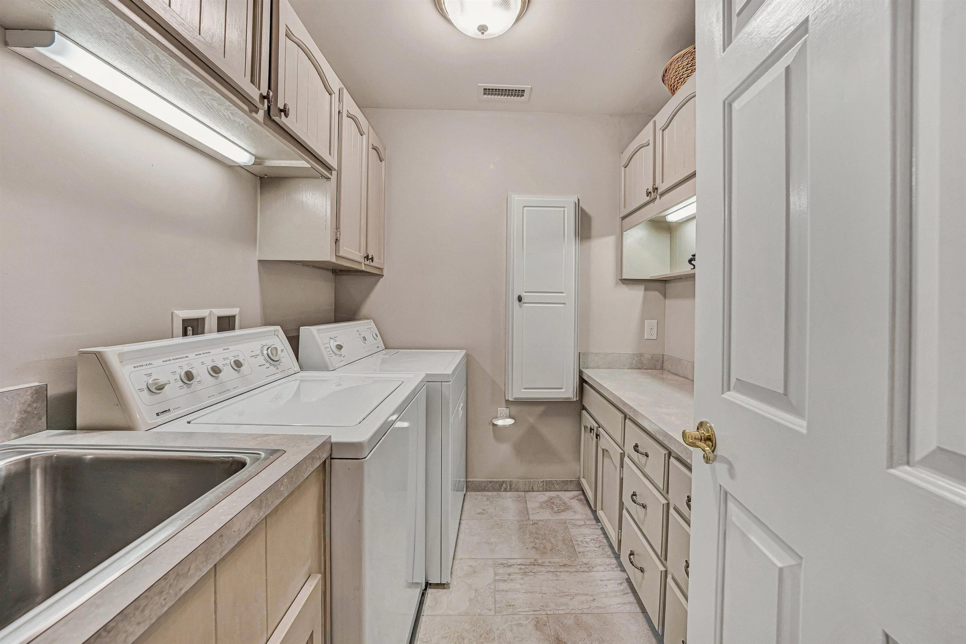 155 Shoreline CIR - Photo 40