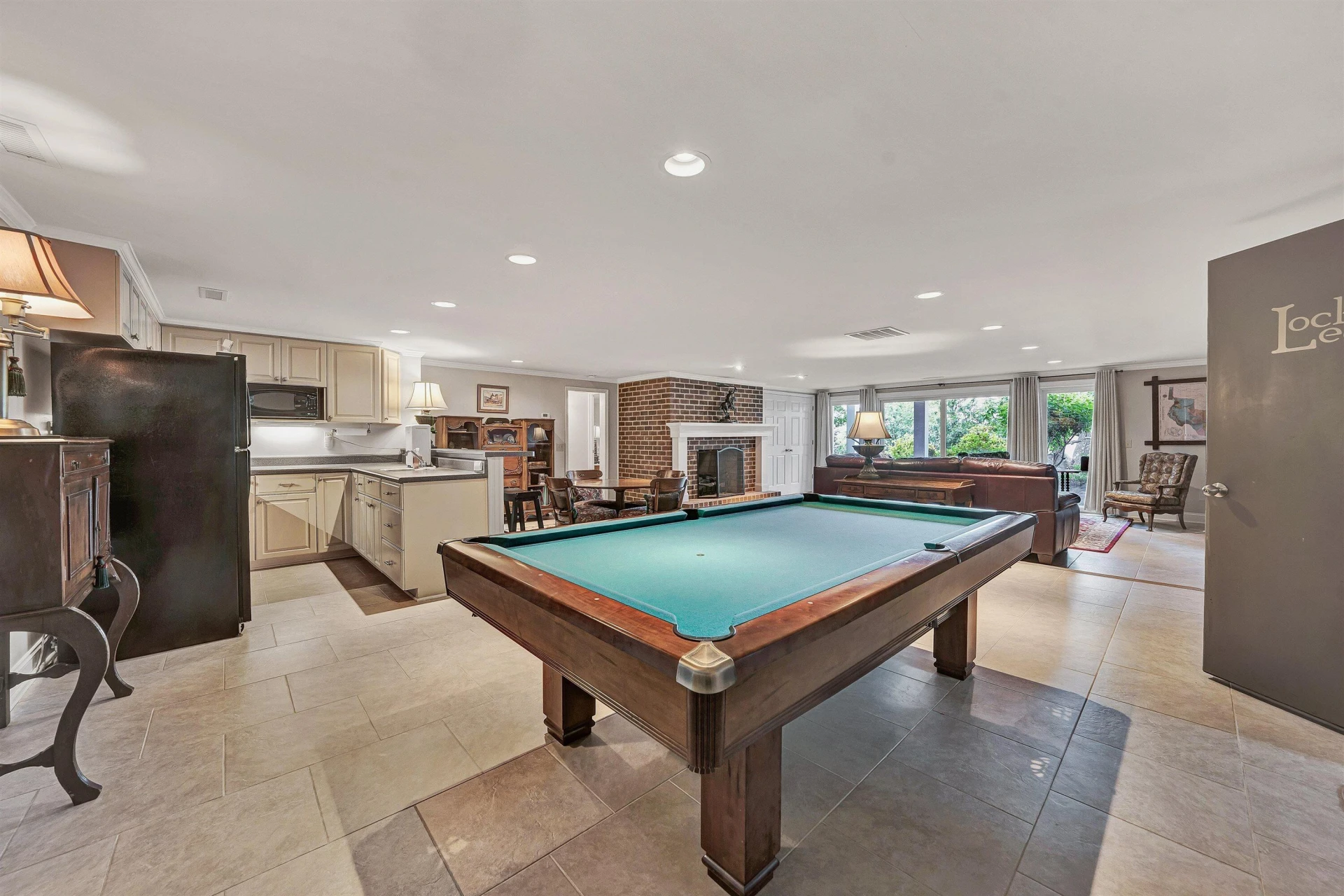 155 Shoreline CIR - Photo 46